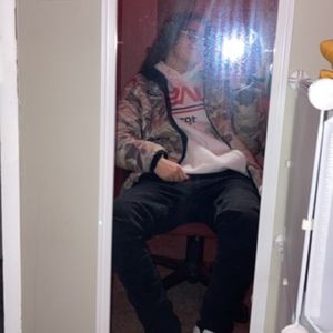 Meet your Posher, Alexus